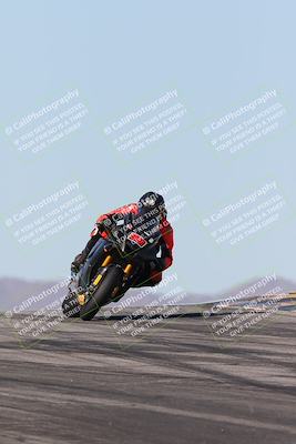 media/Dec-07-2025-CVMA (Sun) [[3e7d2de5dc]]/Race 6-The Shootout/